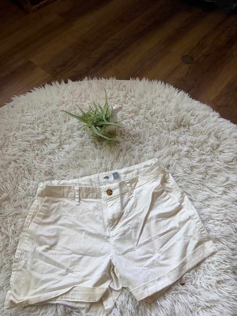 Off-White Old Navy Off-White Women's Bermuda Summer Spring Pocketed Shorts Short